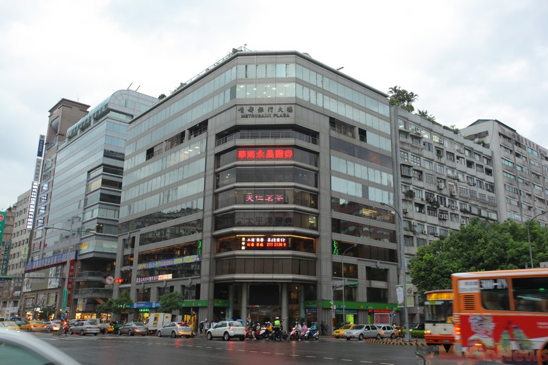 忠孝敦化商圈首都銀行大樓 2億6815萬元脫標