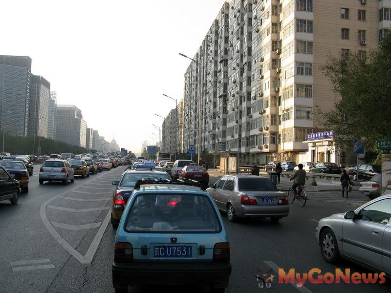 2011年北京二手經紀機構關閉門店1400餘家